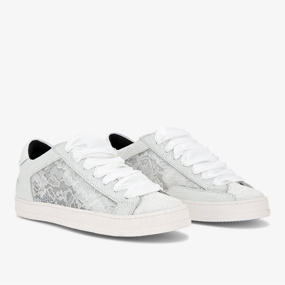 P448 John Fiori Lace Sneakers size 35